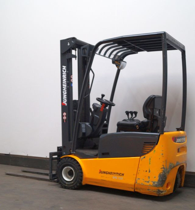 Electric forklift Jungheinrich EFG115