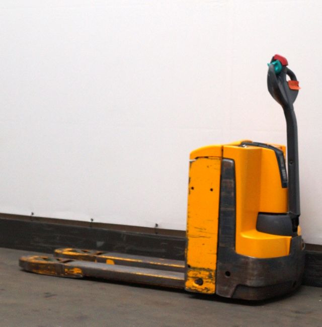 Pallet truck Jungheinrich EJE116