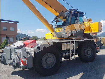 Rough terrain crane LOCATELLI