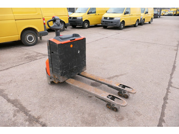 Pallet truck BT