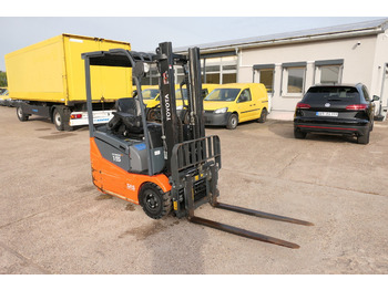 Electric forklift TOYOTA