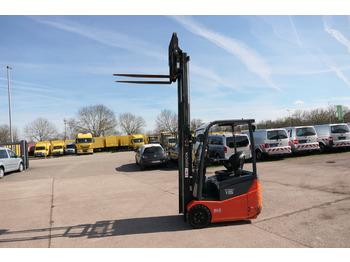 Electric forklift TOYOTA