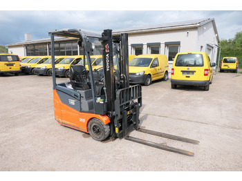 Electric forklift TOYOTA