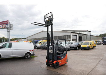 Electric forklift TOYOTA