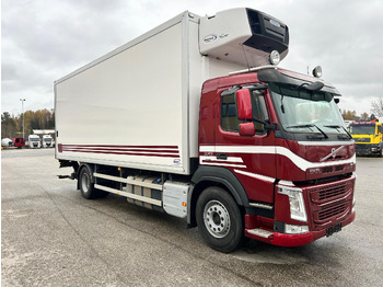 Refrigerated truck VOLVO FM 370