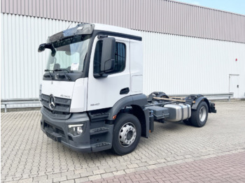 Cab chassis truck MERCEDES-BENZ Actros 1840