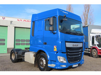 Tractor unit DAF XF 460