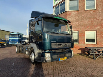 Cab chassis truck VOLVO FL 280