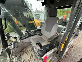 Crawler excavator Volvo EC140EL: picture 5