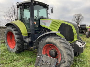 Farm tractor CLAAS Axion 810