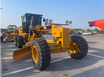 Grader CATERPILLAR 140K