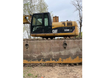 Amphibious excavator CATERPILLAR 320D