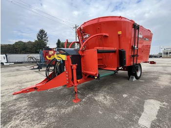 Forage mixer wagon KUHN