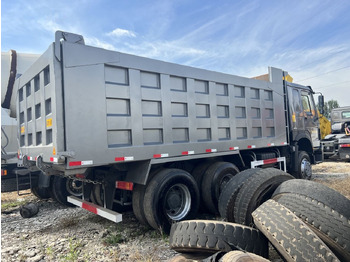 Tipper Sinotruk HOWO 375 6*4 Dump truck: picture 4