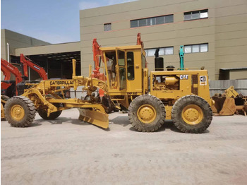 Grader CATERPILLAR 140G