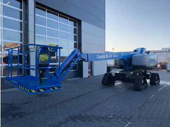 Telescopic boom GENIE S45