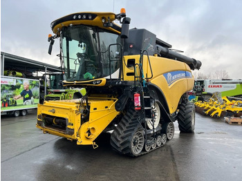 Combine harvester NEW HOLLAND CR series