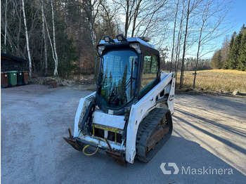 Skid steer loader BOBCAT T450