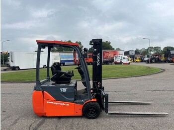 Electric forklift TOYOTA