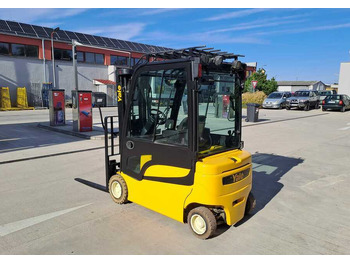 Electric forklift Yale ERP20VF: picture 2