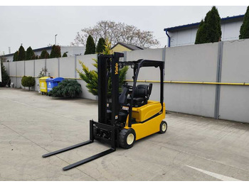 Electric forklift YALE