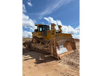 Bulldozer CATERPILLAR D9T