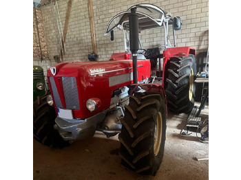 Farm tractor