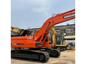 Crawler excavator DOOSAN DX225