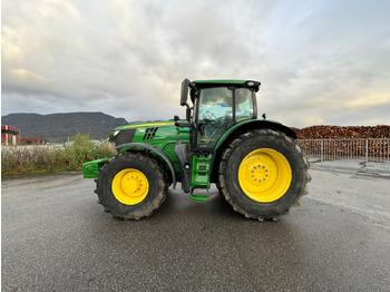 Farm tractor John Deere 6215R: picture 2