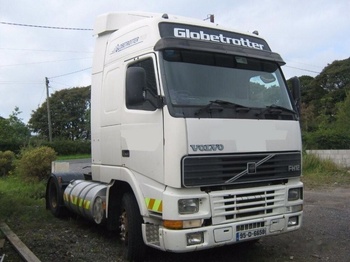 Tractor unit VOLVO FH12