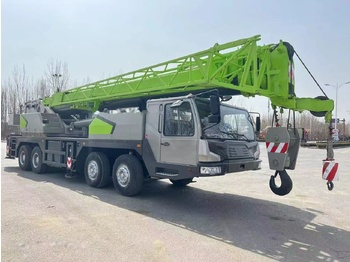 Mobile crane ZOOMLION