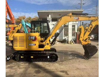 Mini excavator CATERPILLAR 306E2