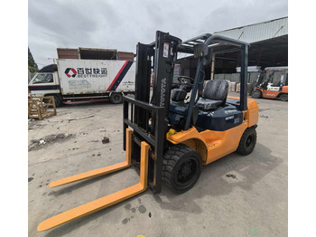 Diesel forklift Orignal Japanese 3 Ton FD30 Used toyota Forklift diesel 3ton FD30 Forklift Truck Cheap Sale: picture 2