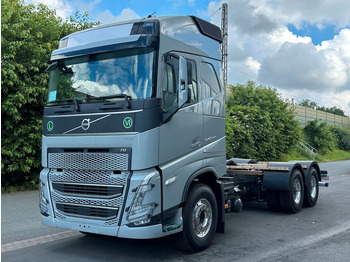 Cab chassis truck VOLVO FH 540