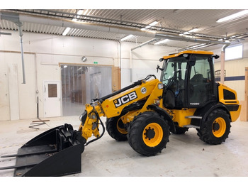 Telescopic wheel loader JCB TM220