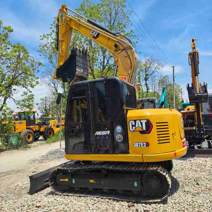 Crawler excavator CATERPILLAR 307E2