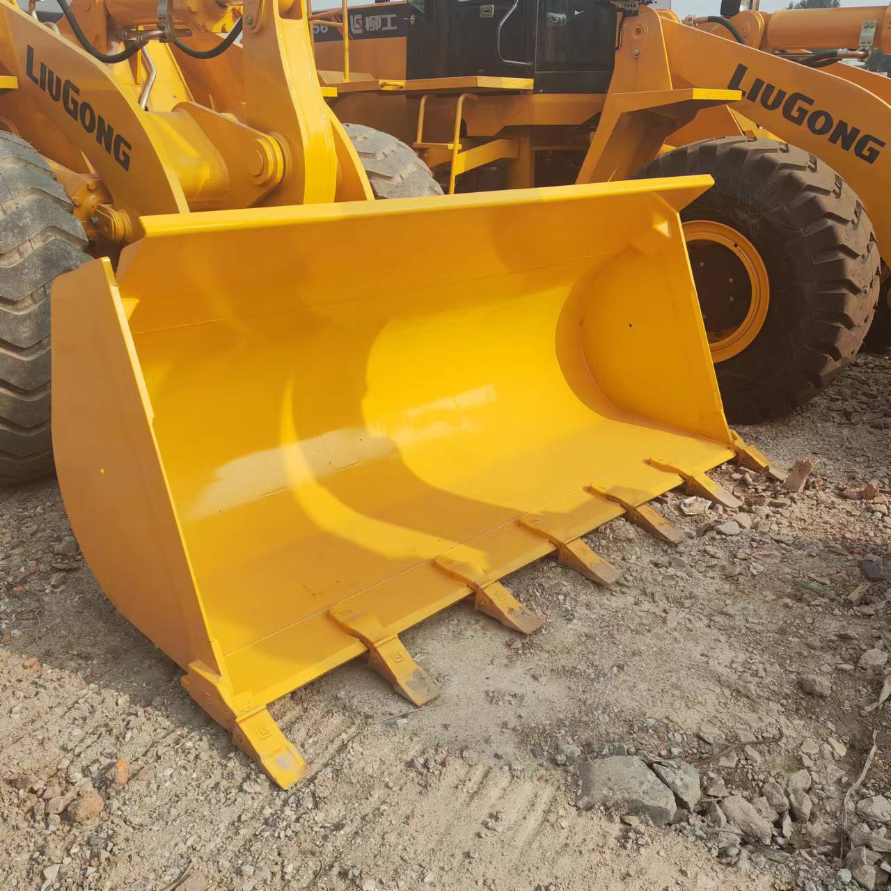 Wheel loader LIUGONG 856: picture 4