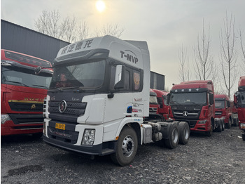 Tractor unit SHACMAN