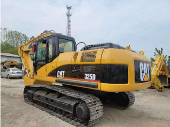 Crawler excavator Caterpillar 325D: picture 3