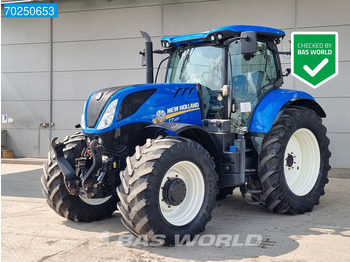 Farm tractor NEW HOLLAND T7.225