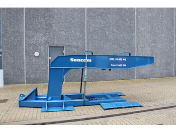 Port equipment SEACOM