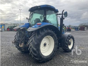 Farm tractor NEW HOLLAND T6020: picture 3