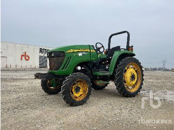 Farm tractor JOHN DEERE