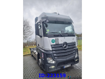 Cab chassis truck MERCEDES-BENZ Actros 2542