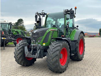 Farm tractor FENDT 516 Vario