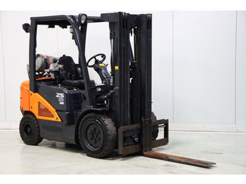 LPG forklift DOOSAN