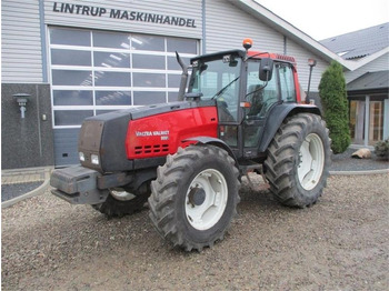 Farm tractor Valmet 8050: picture 2