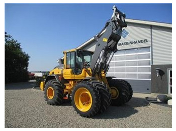 Wheel loader VOLVO