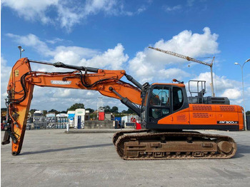 Crawler excavator Doosan DX300LC: picture 3