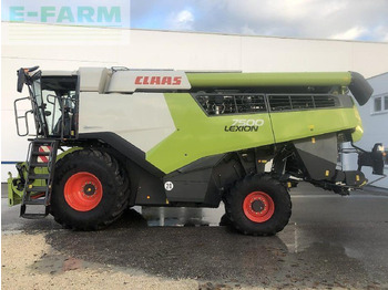 Combine harvester CLAAS Lexion 750